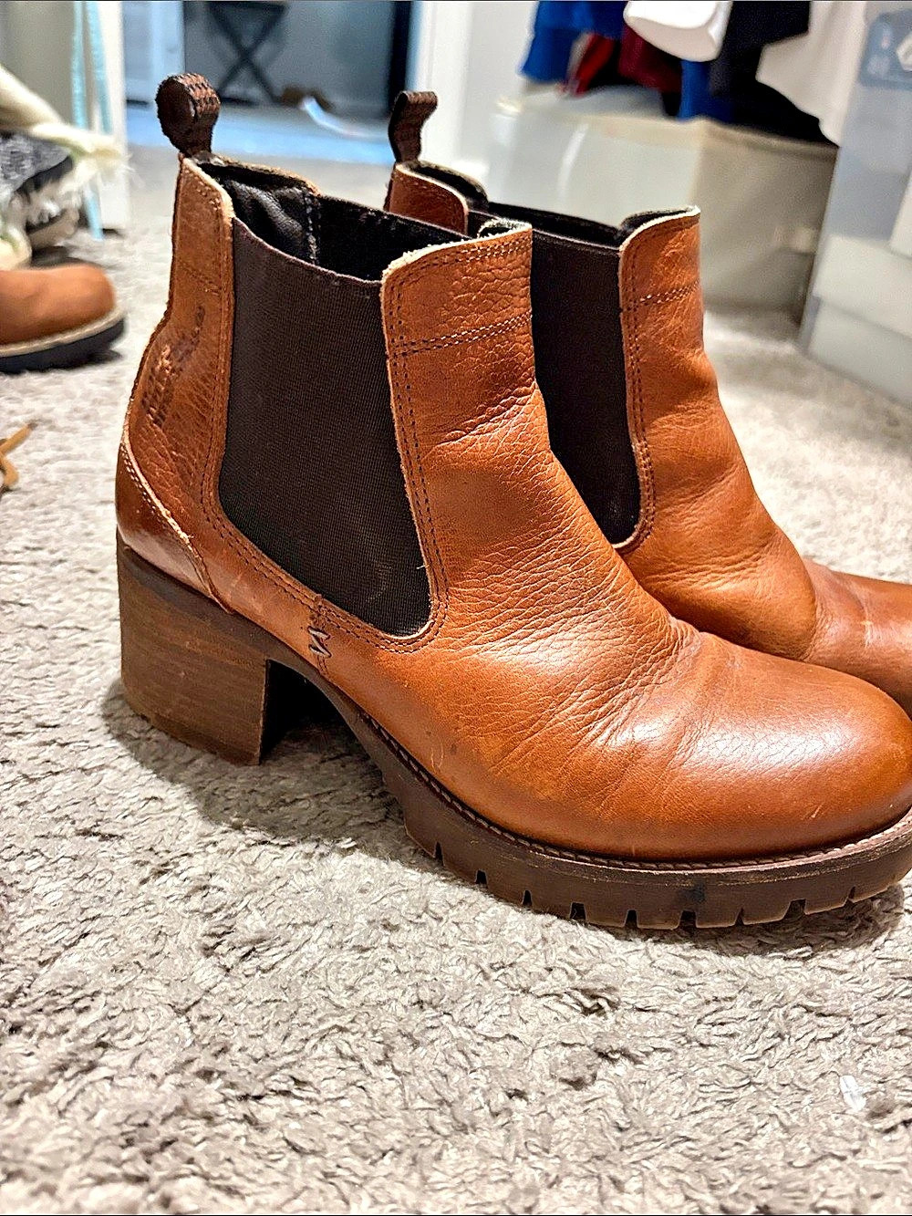 BullBoxer Leather Chelsea Ankle Boots